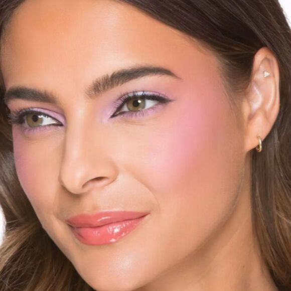 🌷Too Faced Cloud Crush Blurring Blush Full Sz Velvet Crush MY FAVORITE - Picture 6 of 8